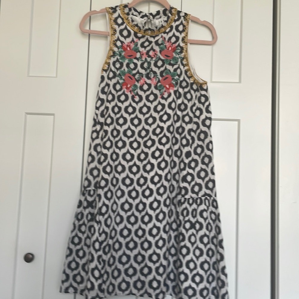 Lined summer dress. Size small. Navy print
